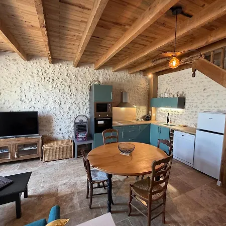 Charmante Maison Rénovée, Terrasse, Vignes Et Borne De Recharge * Barzan